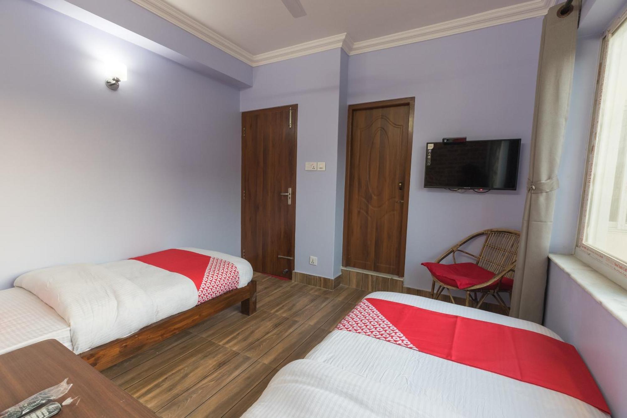 Oyo 729 Hotel Era Balaju Экстерьер фото